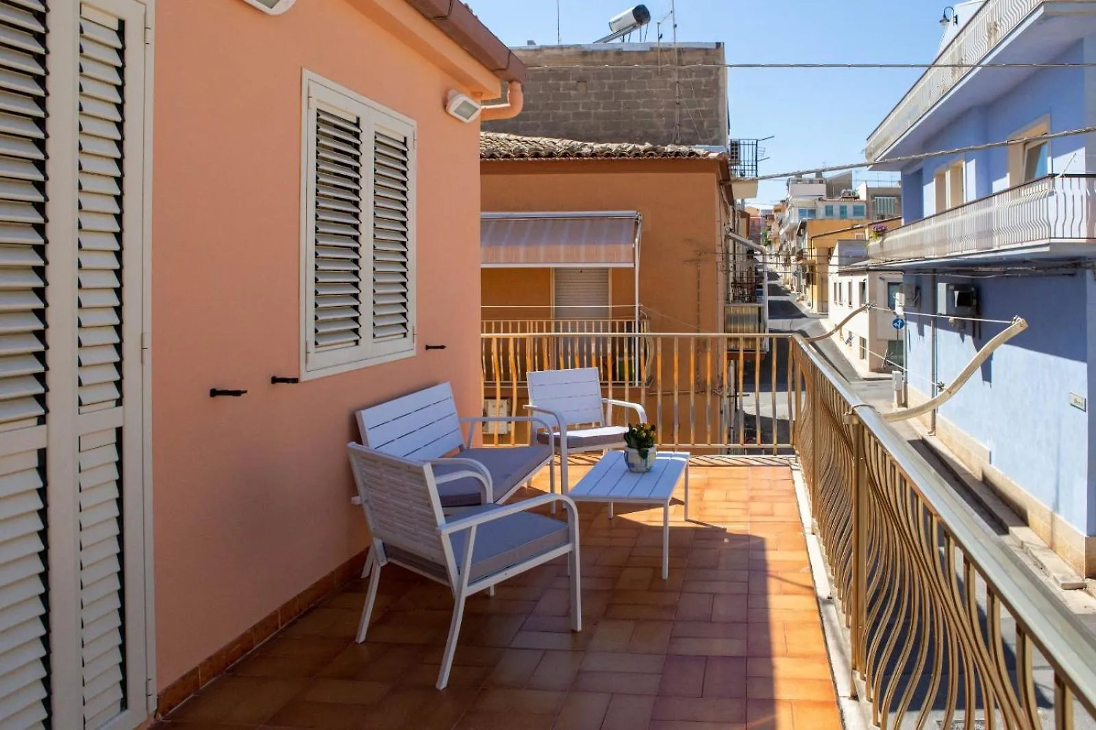 Endless Summer Apartment location